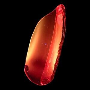 Ruby Amberina Art Glass‎ Cullet Glowing Uranium Slag Glass #4GS75